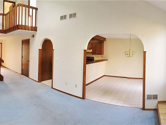 4th image of 110 Copper Beech Dr