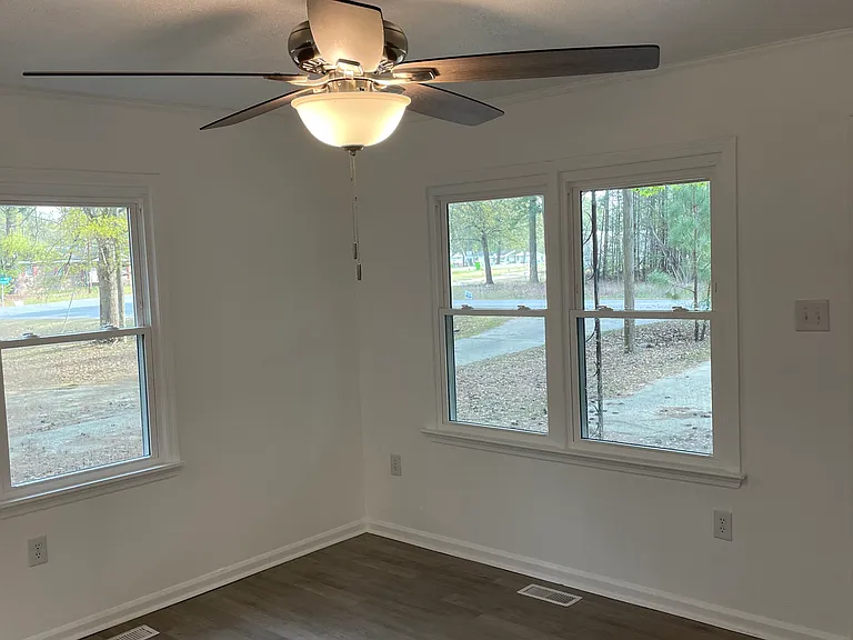 409 Dickens Ave — Photo 13
