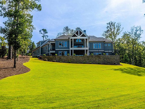 4th image of 1041 Club Drive Cir