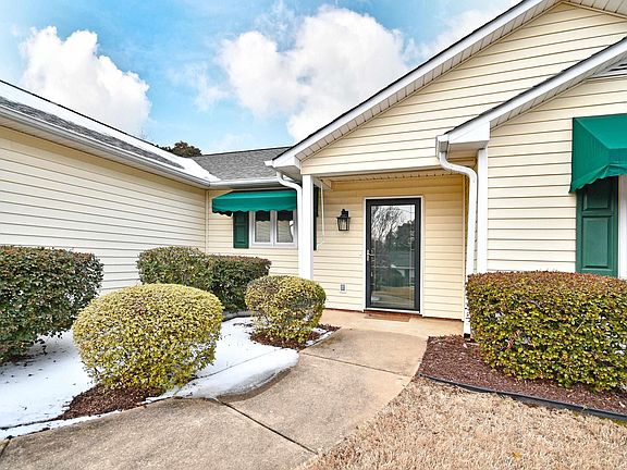 2nd image of 2 Stone Meadow Rd