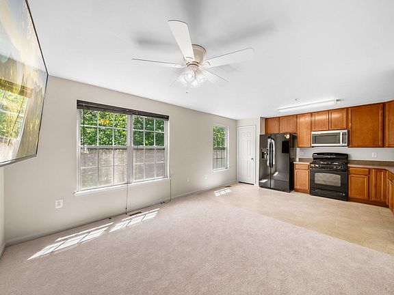 5th image of 12514 Horseshoe Bend Cir