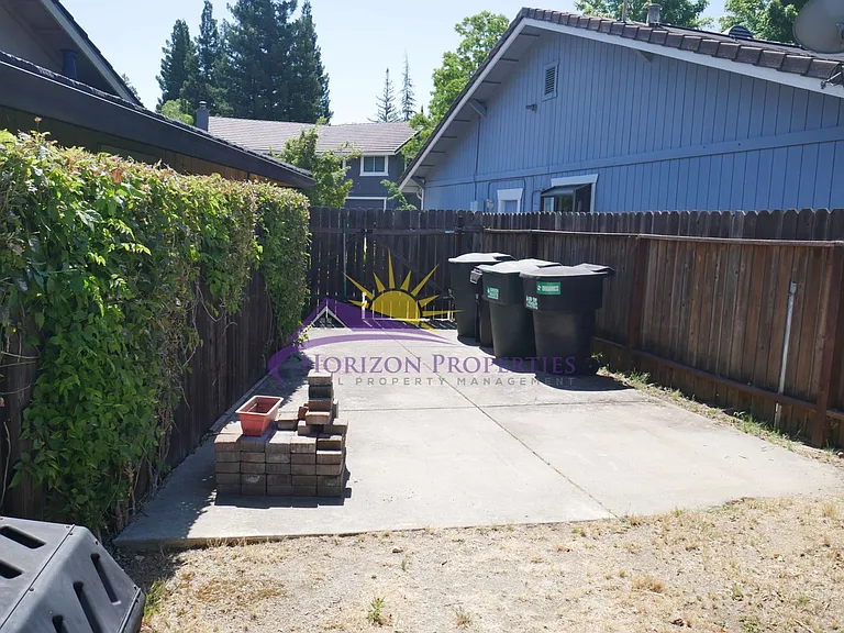 5319 Markwood Ln — Photo 24