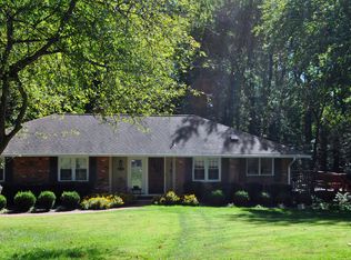 9315 Tovito Dr, Fairfax, VA 22031