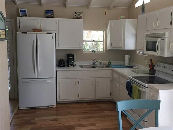 2nd image of 4530 Hodgepodge Ln