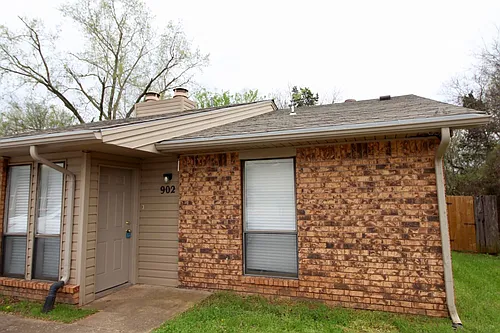 Floor plan 902 Acacia Circle