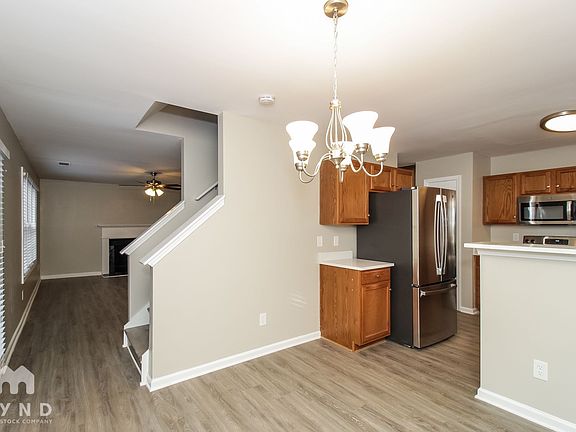 3rd image of 6551 Snowbird Ln