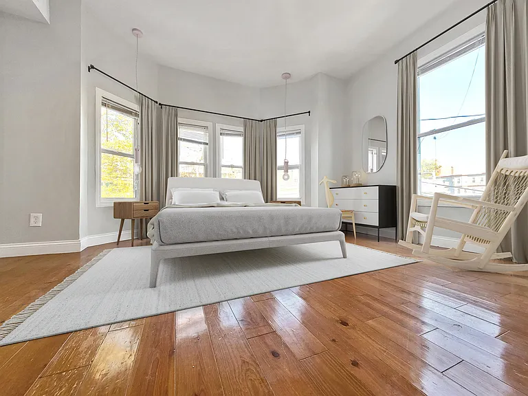 30 Arcadia St #2R — Photo 2