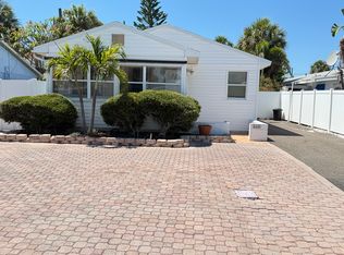 553 73rd Ave, Saint Pete Beach, FL 33706