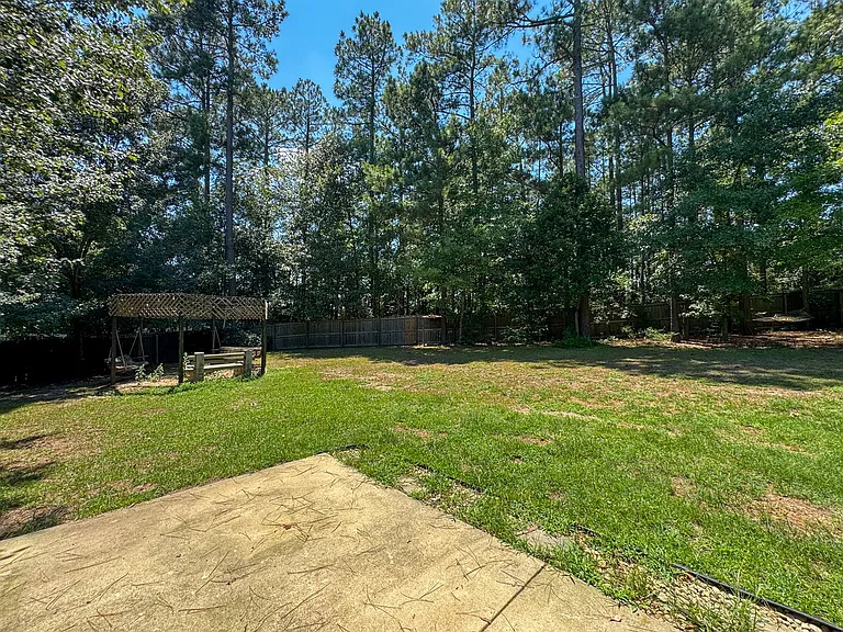 111 Whistling Pine Dr — Photo 30