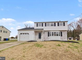 327 Bucknell Ave, Turnersville, NJ 08012