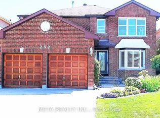 252 Howell Cres #BASEMENT, Pickering, ON L1V 6C3