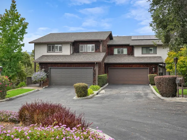 9 Carriage Ct, Menlo Park, CA 94025