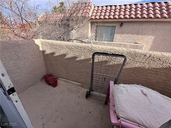 north-las-vegas-nevada-447297631 picture