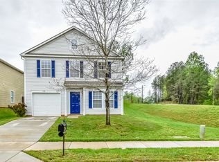 7343 Fox Point Dr, Charlotte, NC 28269