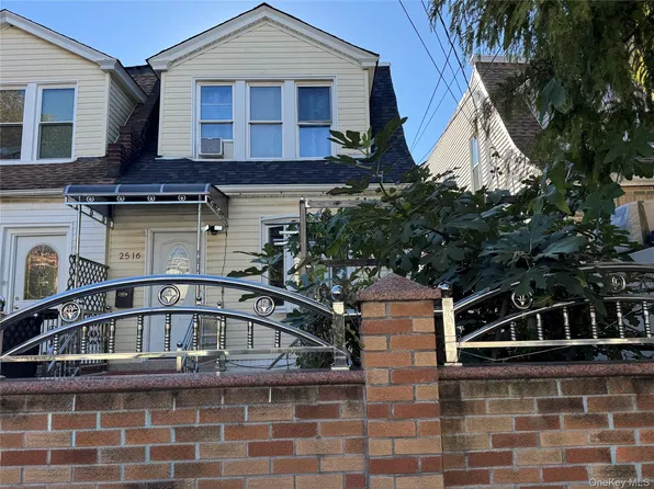 25-16 Humphreys Street, East Elmhurst, NY 11369