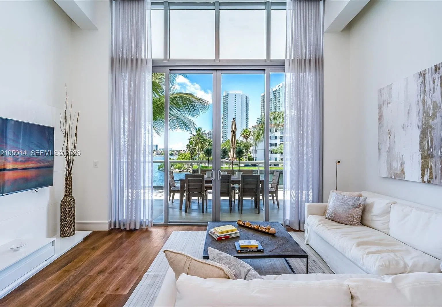 Echo Condo — Photo 1