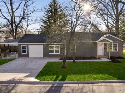 604 Harrison St, Florissant, MO, 63031