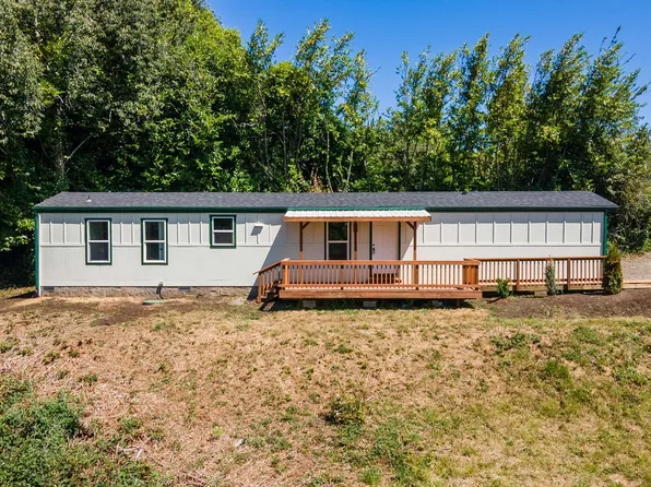 93730 Bay Park Ln, Coos Bay, OR 97420