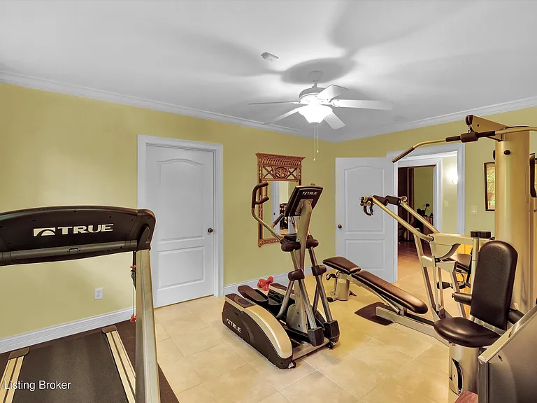 560 N Hubbards Ln — Photo 62