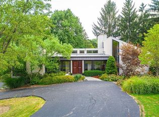 105 Willow Run Rd, Pittsburgh, PA 15238