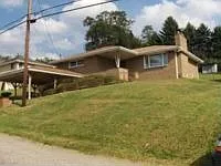 1351 Beach Dr photo 1