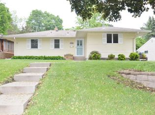 1745 Upper Afton Rd, Saint Paul, MN 55106