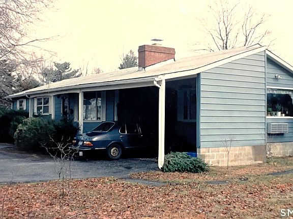 3rd image of 18 Old South Cove Road