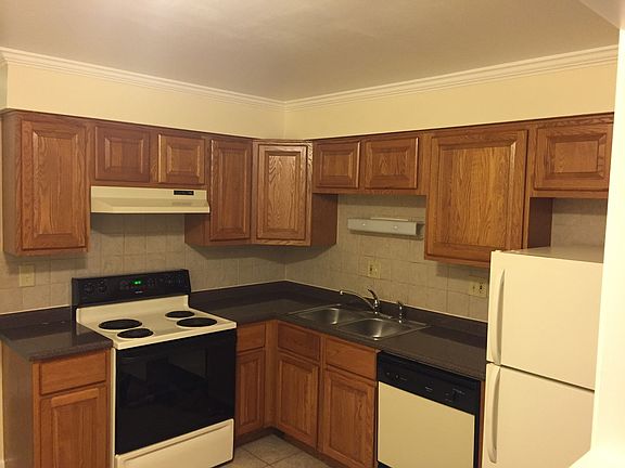 2nd image of 4500 Beau Monde Dr APT 210