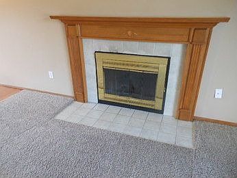 5th image of 330 White River Dr