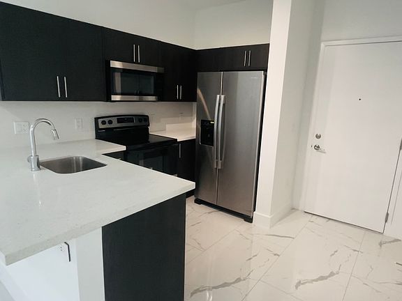 4th image of 357 N Royal Poinciana Blvd #321