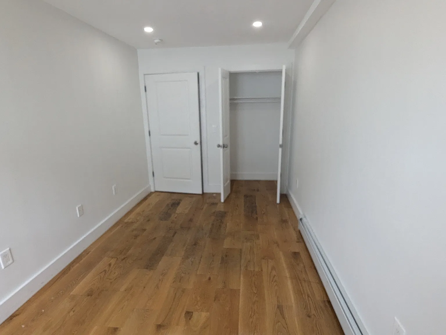 Barbadoes Dr, Far Rockaway — Photo 4