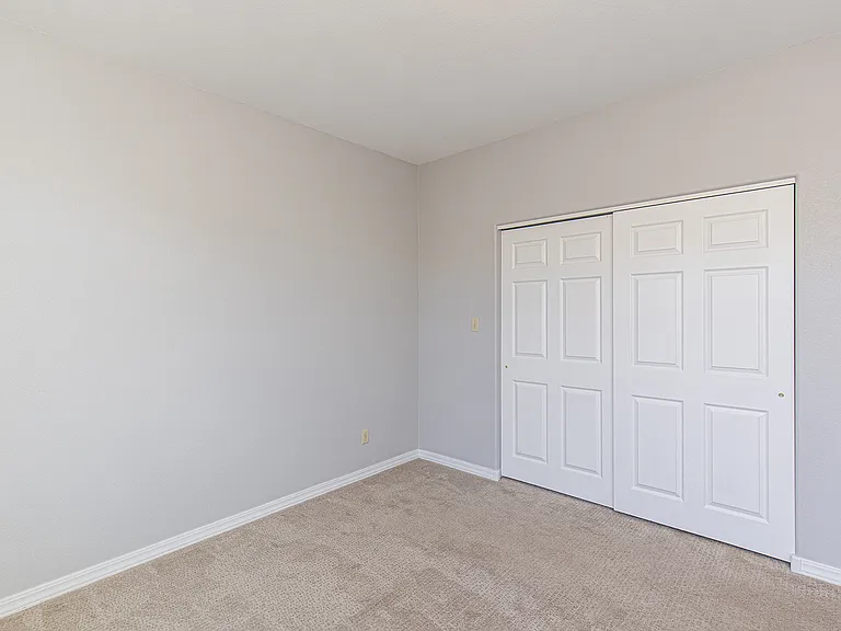 40 Sunshine Ct #3 — Photo 9