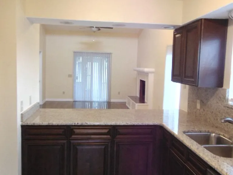 1319 Calabria Rd — Photo 11