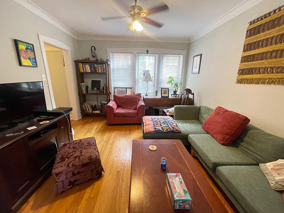 1st image of 1514 W Rosemont Ave #1