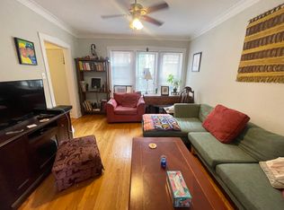 1514 W Rosemont Ave #1, Chicago, IL 60660