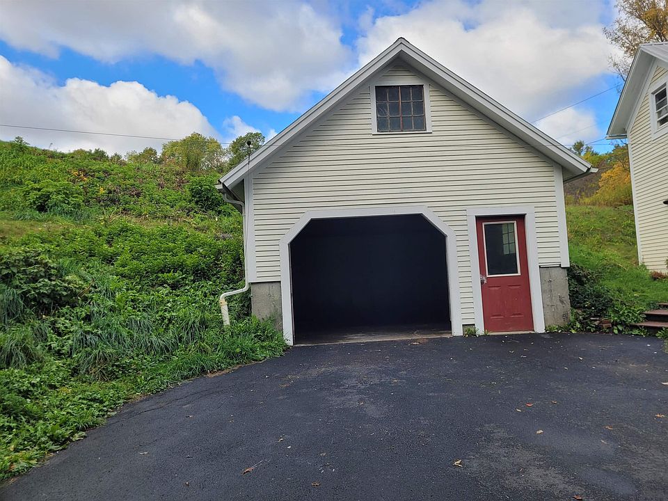 2nd image of 169 Crow Hill Road