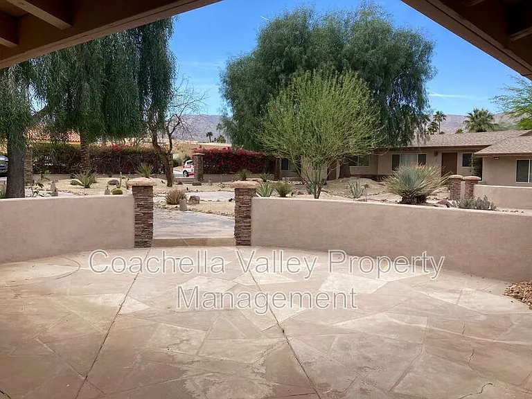 73922 Shadow Mountain Dr #7 — Photo 2