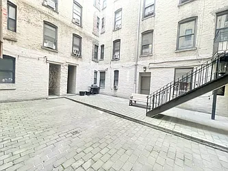 Rented by Century 21 Premier 