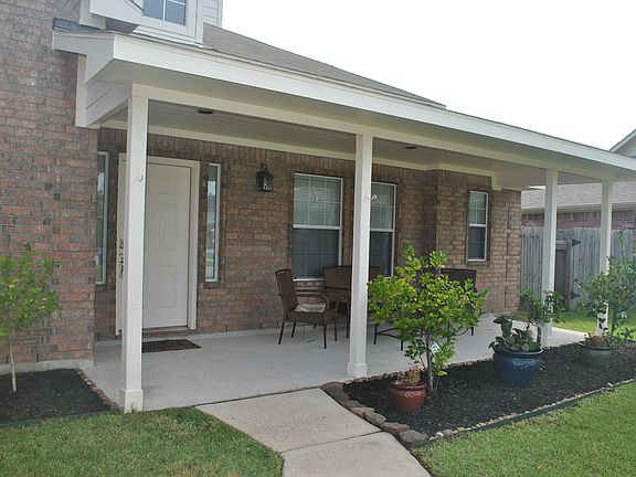 Covered Front Porch