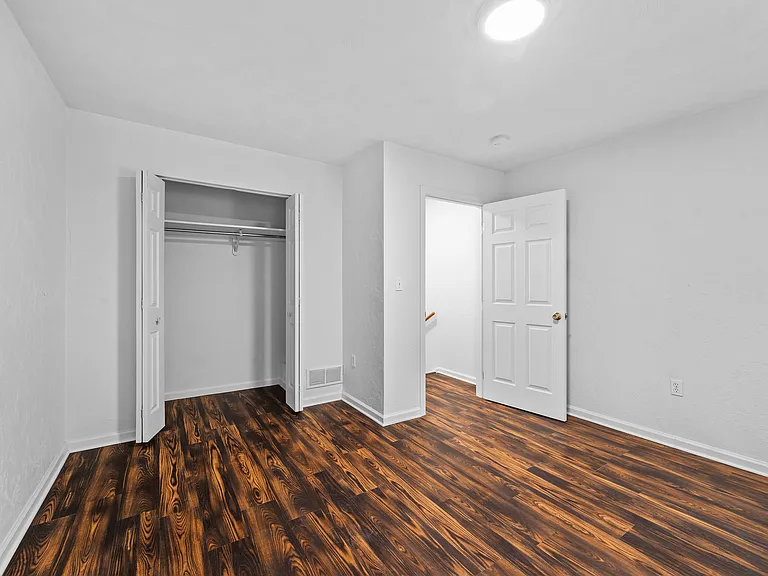 1304 Breed St — Photo 15