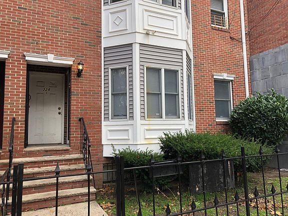 328 1st Street Entrance