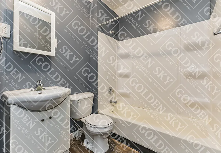 230 Kinsey St #4 — Photo 13