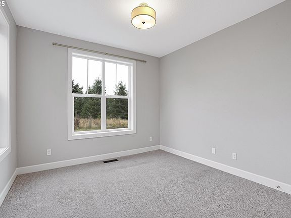 5th image of 1620 N Sweetgum St