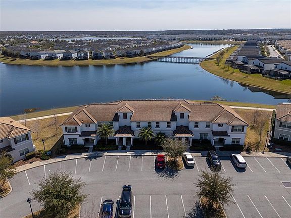 4th image of 4867 Romeo Cir