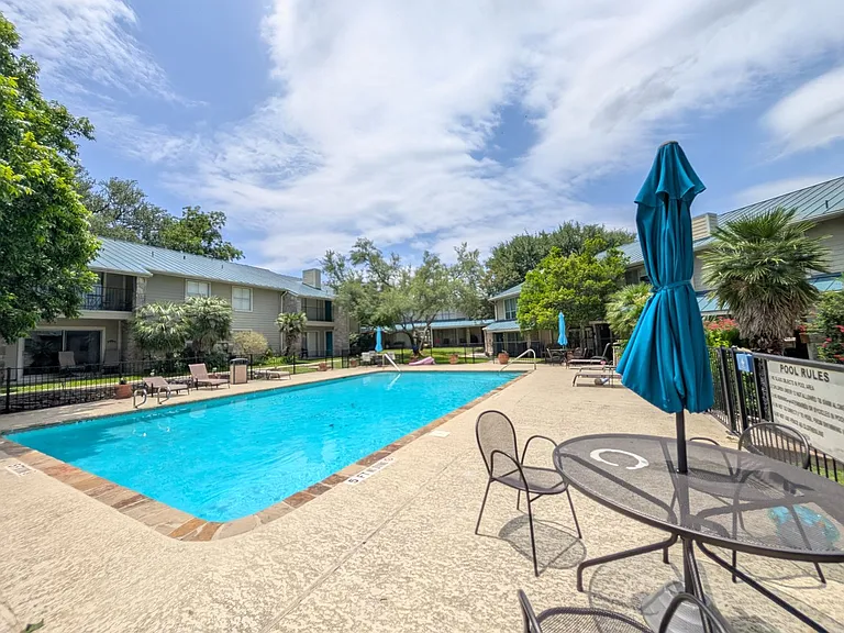 551 Terminal Loop Rd #D5 — Photo 38