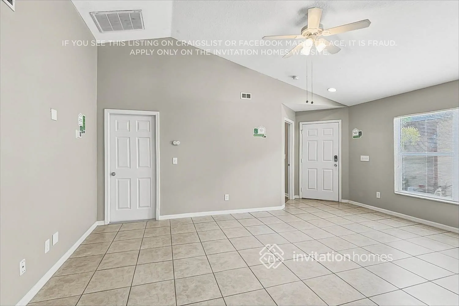 7462 Oxford Garden Cir Apollo Beach, FL 33572 — Photo 4