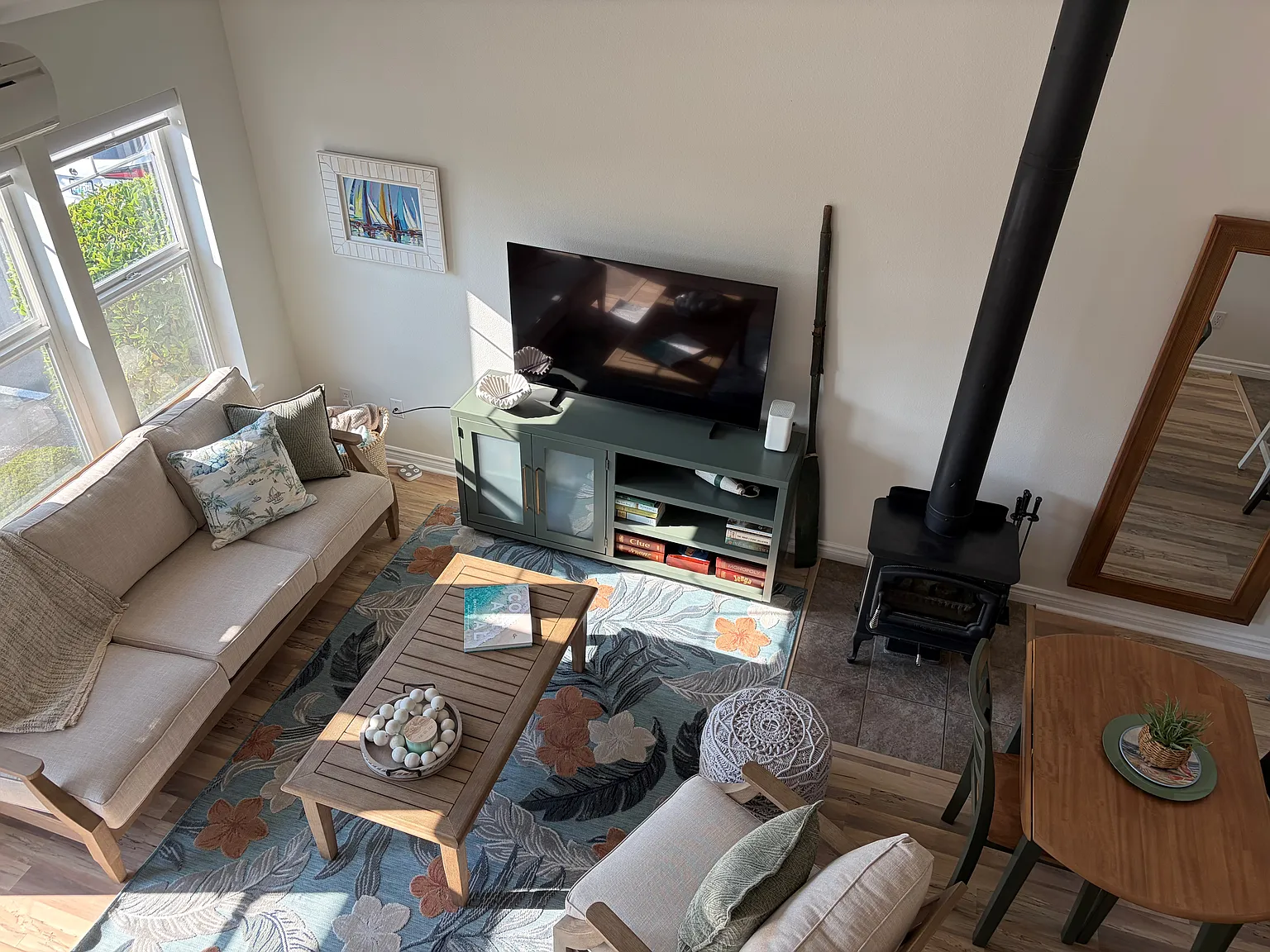 2 bed, 642 sqft, $2,250 — Photo 2