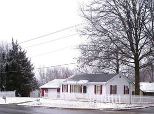 300 E Eisenhower Rd, Lansing, KS 66043