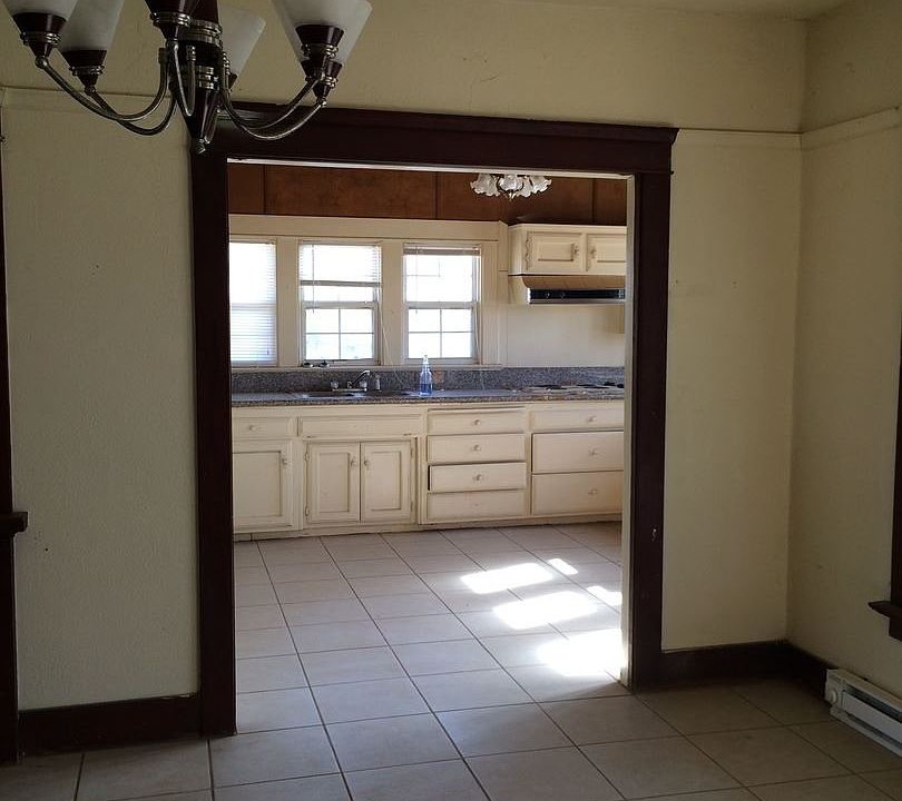 2nd image of 14901 Avenue 88 #A
