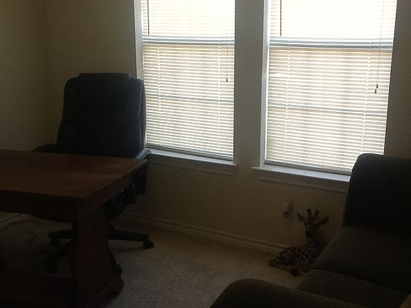 5th image of 610 Grand Oaks Ct